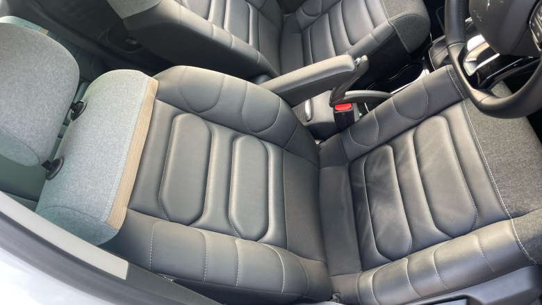 Citroen C3 Aircross 1.2 PureTech 130 Shine Plus 5dr EAT6 Petrol Hatchback